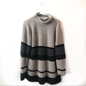 Carolyn Taylor Soft Acrylic Knit Sweater